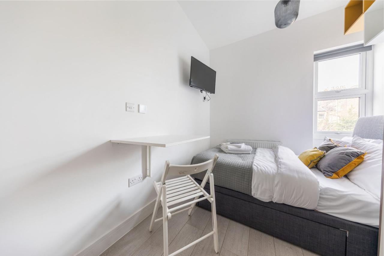 Functional Budget Stay With Wi-Fi And Laundry Facilities Near Tube Station Londres Extérieur photo